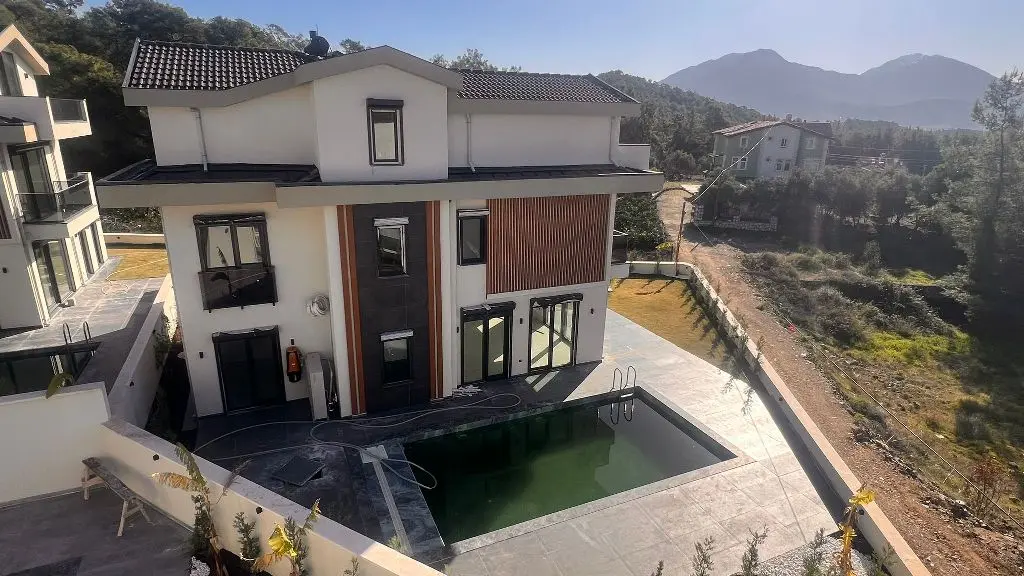 Real estate in Ciftlik